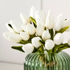 White Tulip Bunch -Home Style 1050491 B