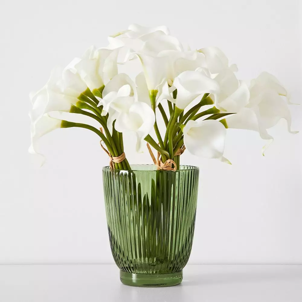 Calla Lily Bunch 3 Calla Lily Bunch - Image 3