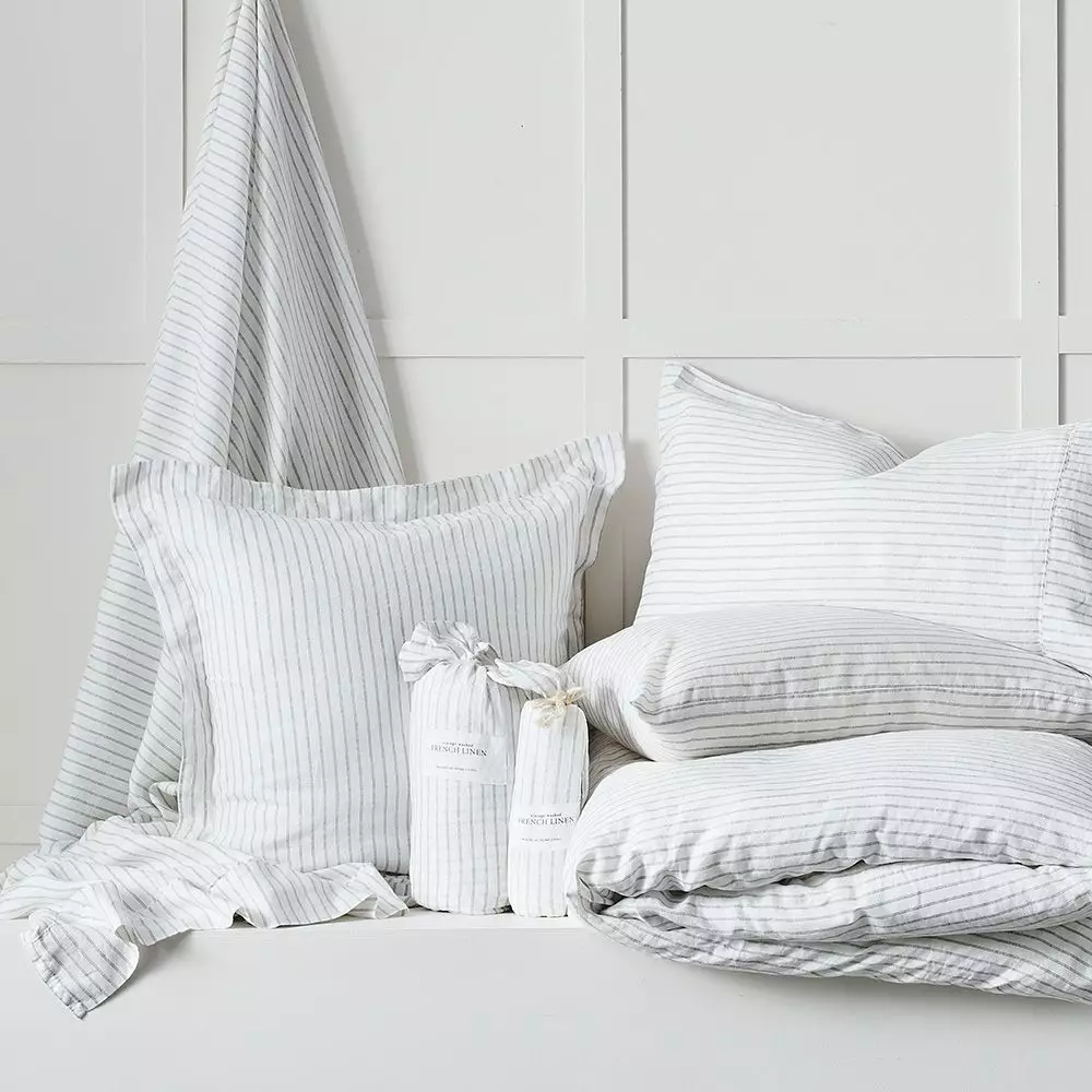 Antwerp Linen Quilt Cover - Charcoal & White 2 Antwerp Linen Quilt Cover - Charcoal & White - Image 2