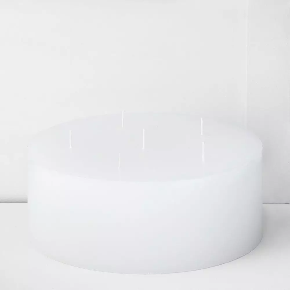 Siena 6 Wick Candle 1 Siena 6 Wick Candle