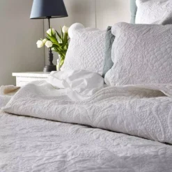 Pembroke Coverlet 240x260 -Home Style 1117258913 B