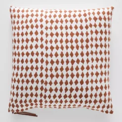 Diamond Cushion 50x50